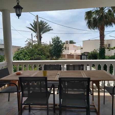 Holiday home Con Piscina En *