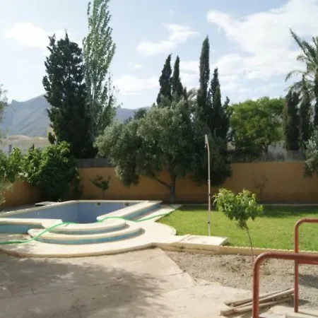 Holiday home Con Piscina En